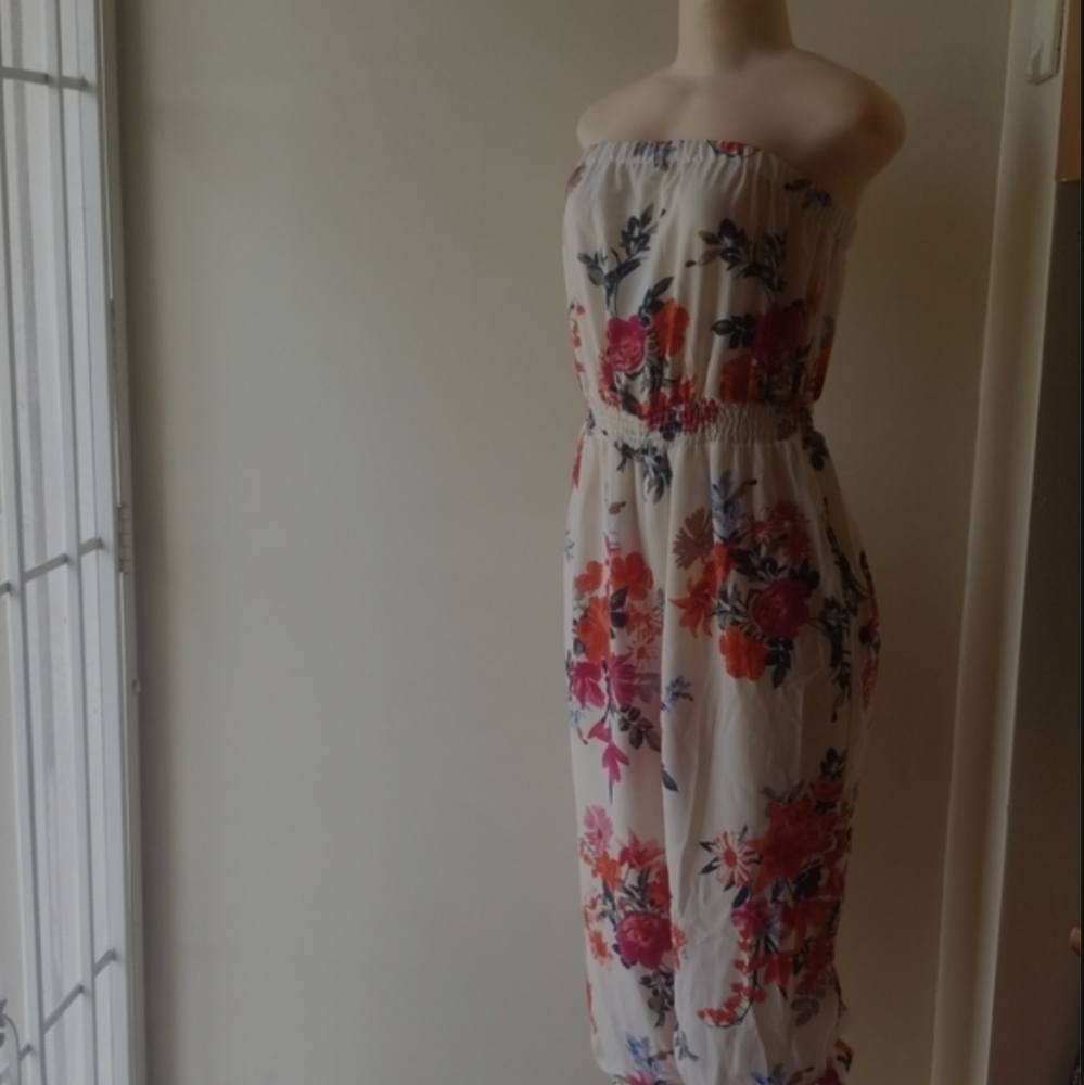 Beautiful bright floral tube top jumpsuit